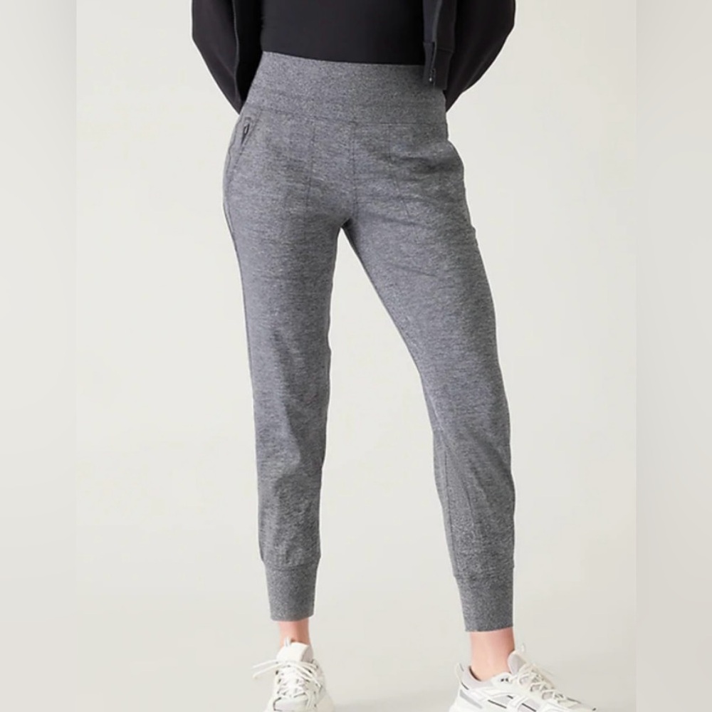 Athleta Venice Mid Rise Jogger Gray Heather Semi-fitted Zip Pockets Size Small